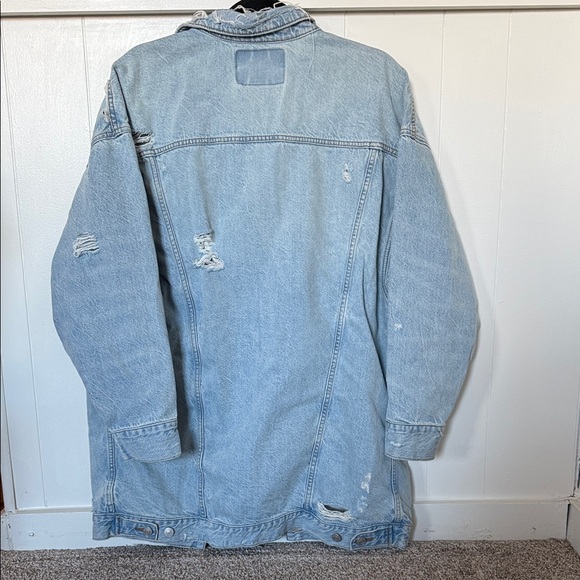 Oversized Distressed Denim Jacket - Picture 2 of 3